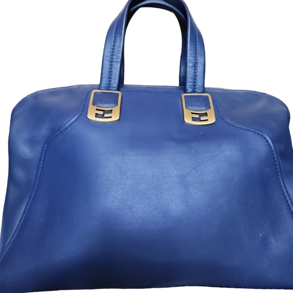Fendi - Picture 2 of 16